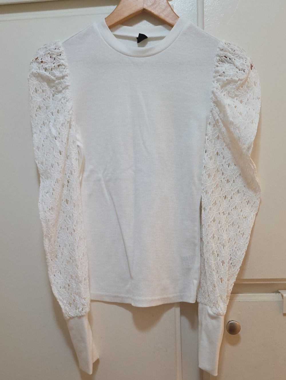 SHEIN White Long Sleeve Top with Lace Puff Sleeves
